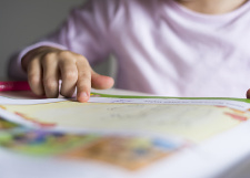 How to Improve Learning to Read at School? The Impact of Teachers’ Practices in Pre-School